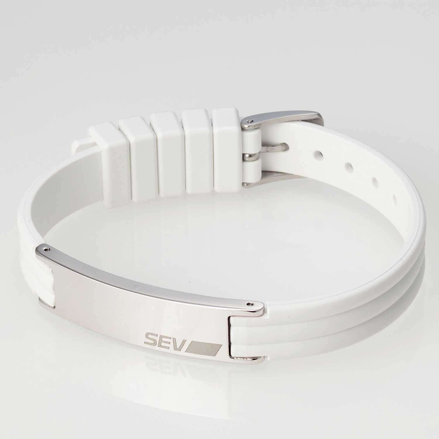 SEV LINE BRACELET 2