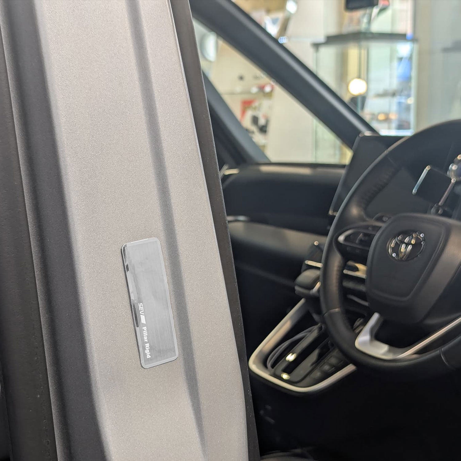 SEV  ピラーリジット